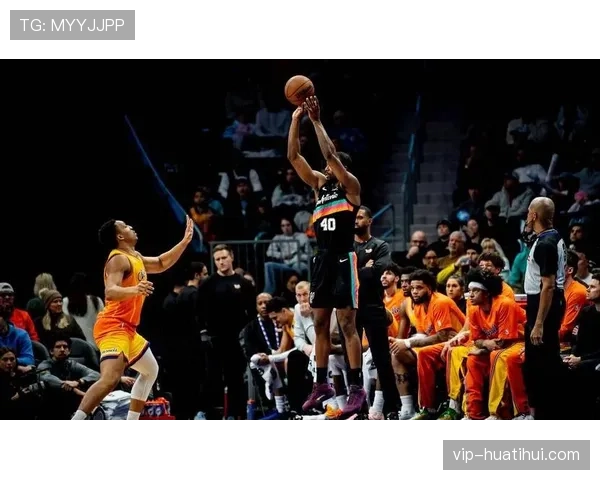 黄蜂爆冷111-106击败西部第二马刺 米勒26分率队豪取六连胜